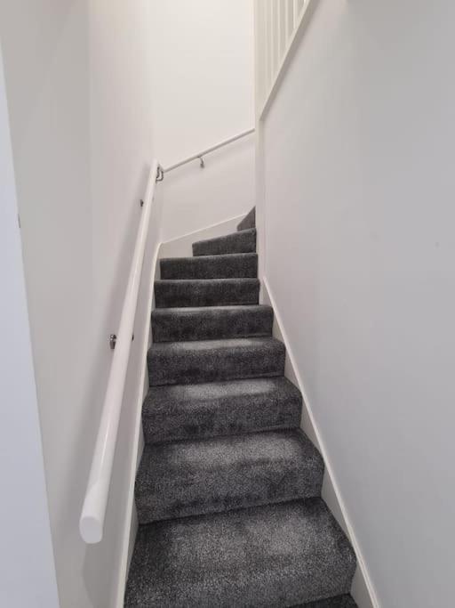 Panorama House, Luxury 2-Bedroom Apartment 2 Kidlington Exterior photo