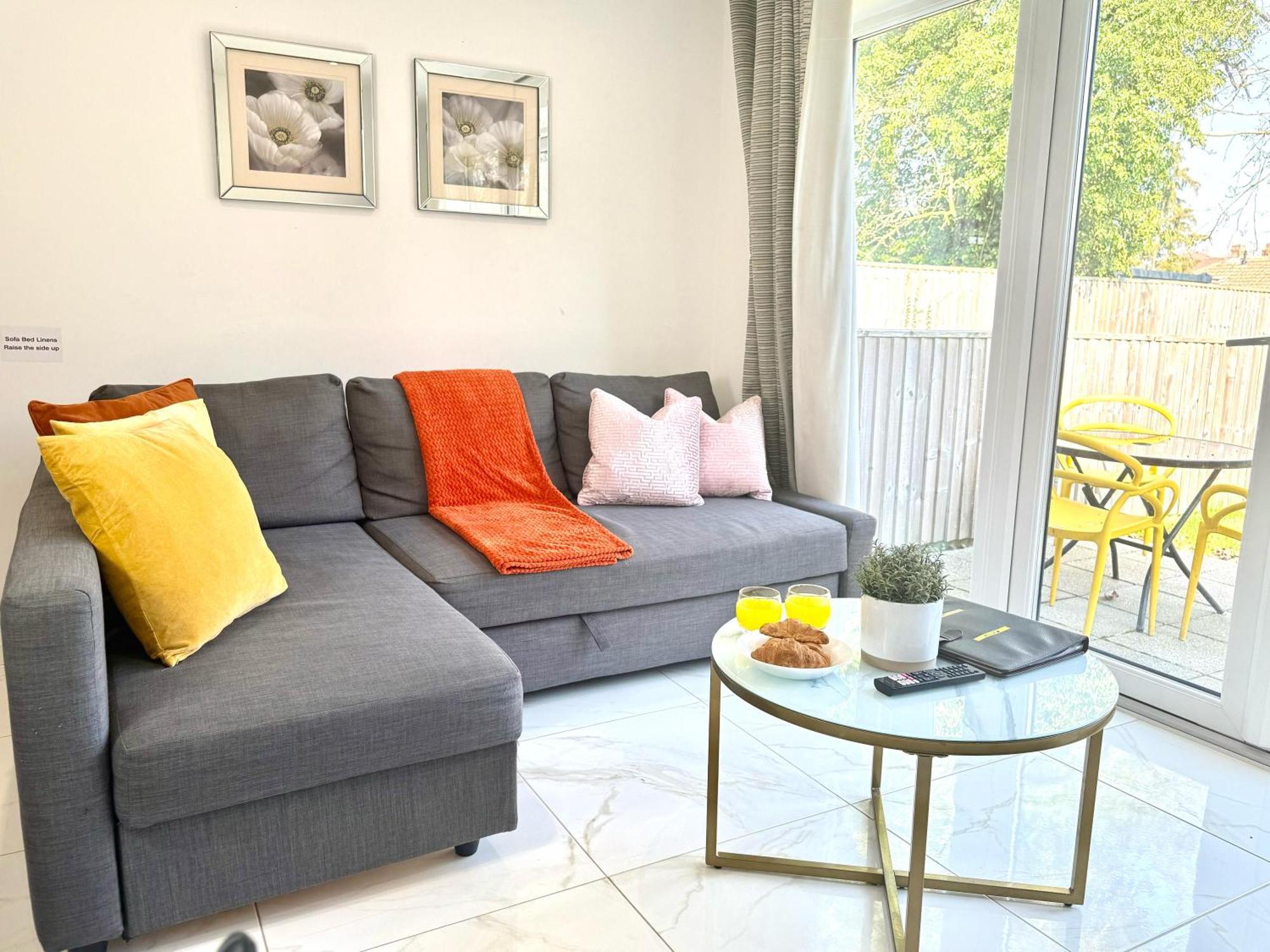 Panorama House, Luxury 2-Bedroom Apartment 2 Kidlington Exterior photo